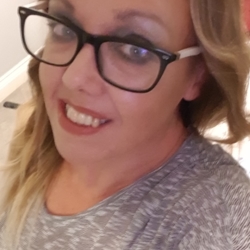 Michelle, 49 from Canvey Island, Essex A latest member photo